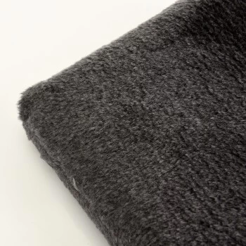 Canadian Cat Company Fensterliege Snuggly Place M Anthrazit 7 Canadian Cat Company Fensterliege Snuggly Place M Anthrazit – Bild 5