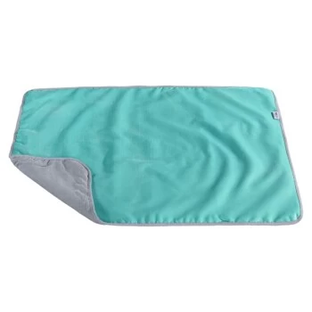 AniOne Liegedecke Pepe & Kitty Blau/ Türkis 6 AniOne Liegedecke Pepe & Kitty Blau/ Türkis – Bild 4